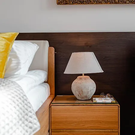 Rent Like - W Deo Plaza グダニスク